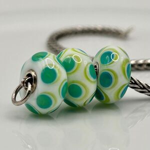 TROLLBEADS Green & White Opaque Unique LAA 925S NEW! #2 in Photo, Spotty Dotty